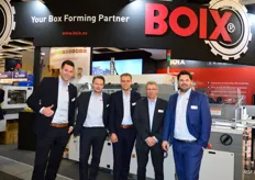 Sam Schreurs, Job Schmidt, Kelvin Ruijsch, Hubert Hacker en Max Busscher van Boix Europe. Kelvin is sinds dit jaar nieuw bij Boix en zal zich richten op de AGF-sector.